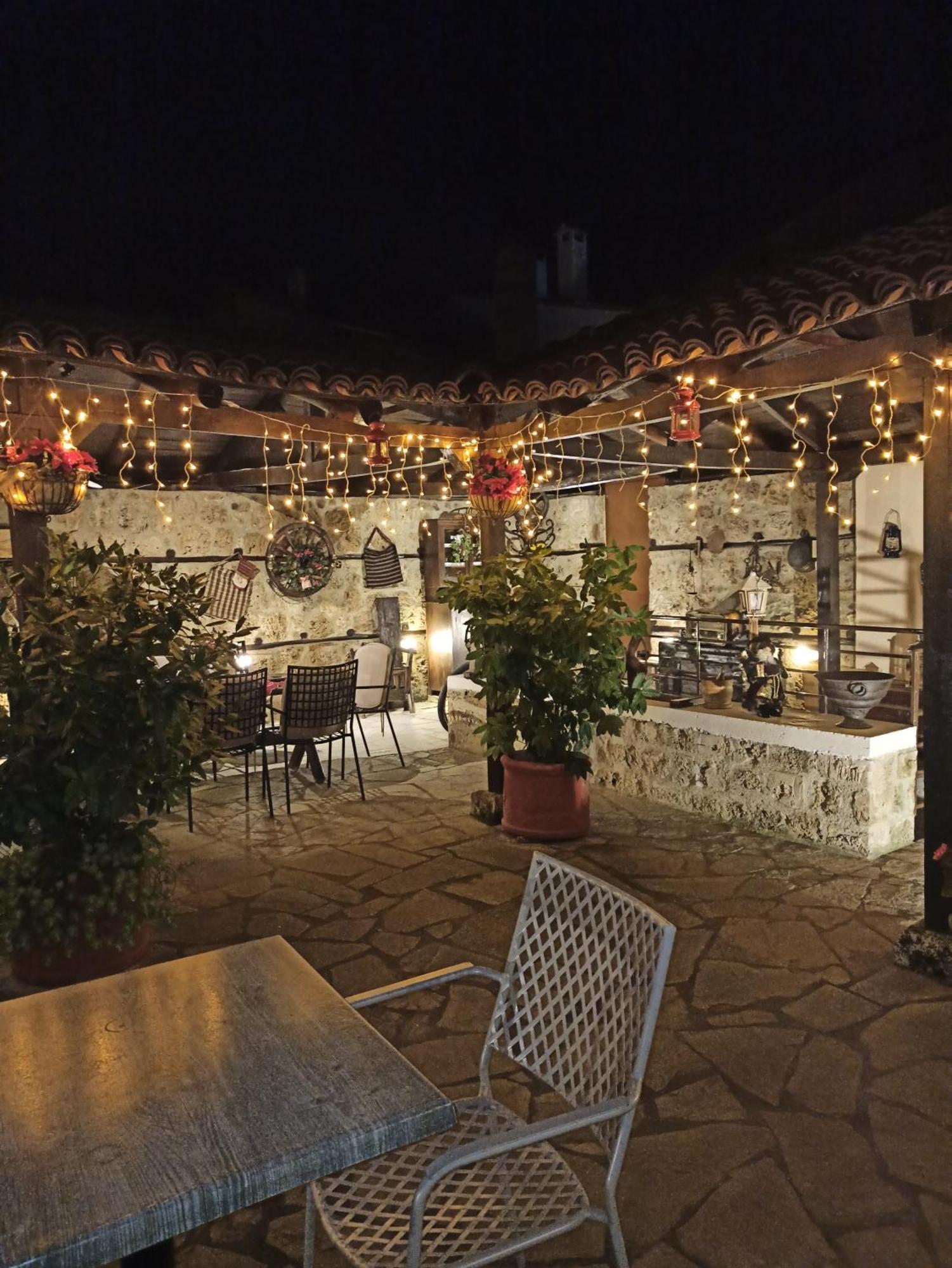Hagiati Guesthouse Edessa Exteriör bild