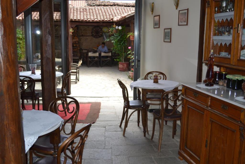 Hagiati Guesthouse Edessa Exteriör bild