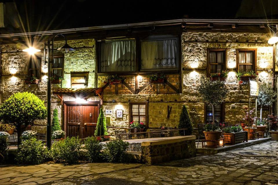 Hagiati Guesthouse Edessa Exteriör bild
